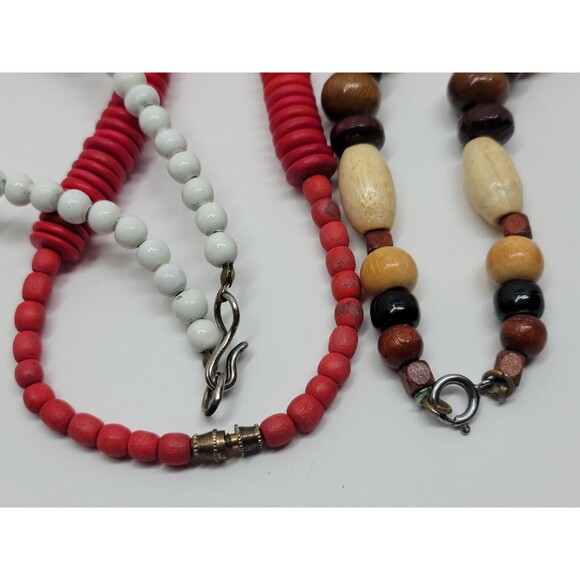 5 Vtg Wood & Seashell Tropical Fashion Beaded Necklace lot Handmade Layered Boho - Picture 13 of 15